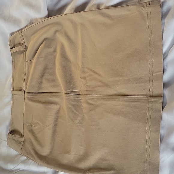 Elegantissimo Firenze Women's Beige Front Zipper Down Skirt, Size: P - Picture 4 of 9